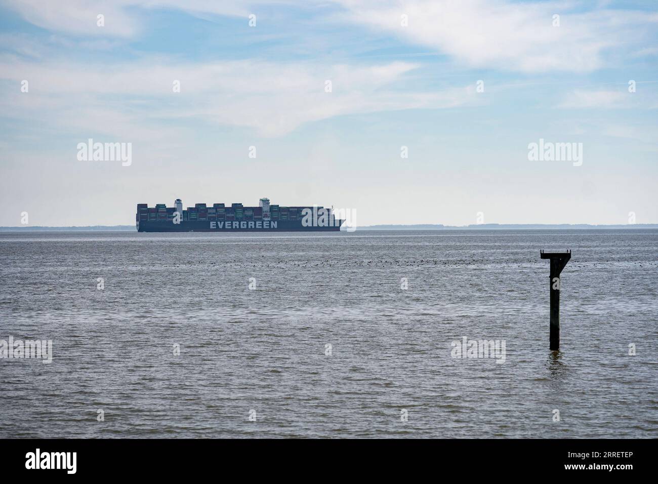 220315 CHESAPEAKE BAY March - 220315 Chesapeake Bay March 15 2022 Photo Taken On March 15 2022 Shows The Container Vessel Ever Forward In The Maryland Portion Of The Chesapeake Bay The United States The Giant Container Vessel Has Been Stuck In The Chesapeake Bay The Largest Inlet In The Atlantic Coastal Plain Of The Eastern United States Ever Forward Remains Aground In The Maryland Portion Of The Chesapeake Bay As Of Tuesday Afternoon According To Vesselfinder A Vessel Tracking Website Us Chesapeake Bay Container Vessel Running Aground Liuxjie Publicationxnotxinxchn 2RRETEP 