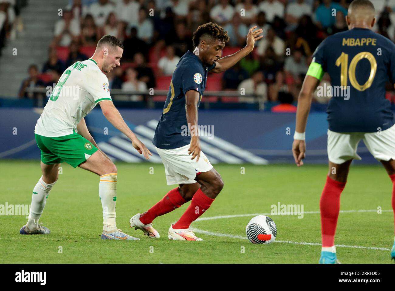 Paris, France. 07th Sep, 2023. Kingsley Coman of France, left Alan Browne of Ireland during the UEFA Euro 2024, European Qualifiers Group B football match between France and Republic of Ireland on September 7, 2023 at Parc des Princes stadium in Paris, France - Photo Jean Catuffe/DPPI Credit: DPPI Media/Alamy Live News Stock Photo