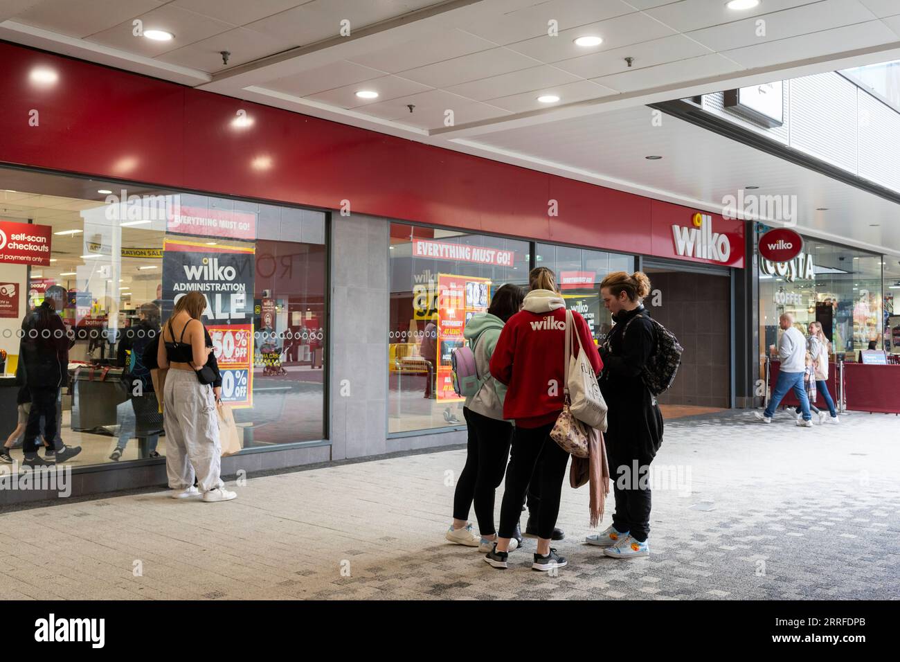 Wilko store in Basingstoke advertising an administration sale after financial trouble and may close all stores if a buyer is not found. England Stock Photo