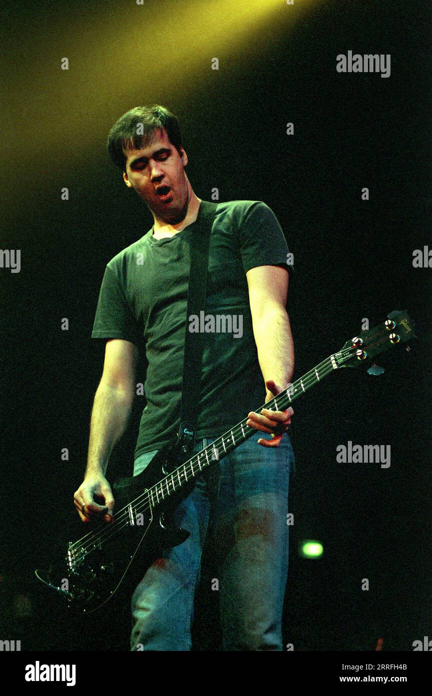 Milan Italy, 25 February 1994,  live concert of Nirvana at the Palatrussardi : The bassit of Nirvana, Krist Novoselic , during the concert Stock Photo