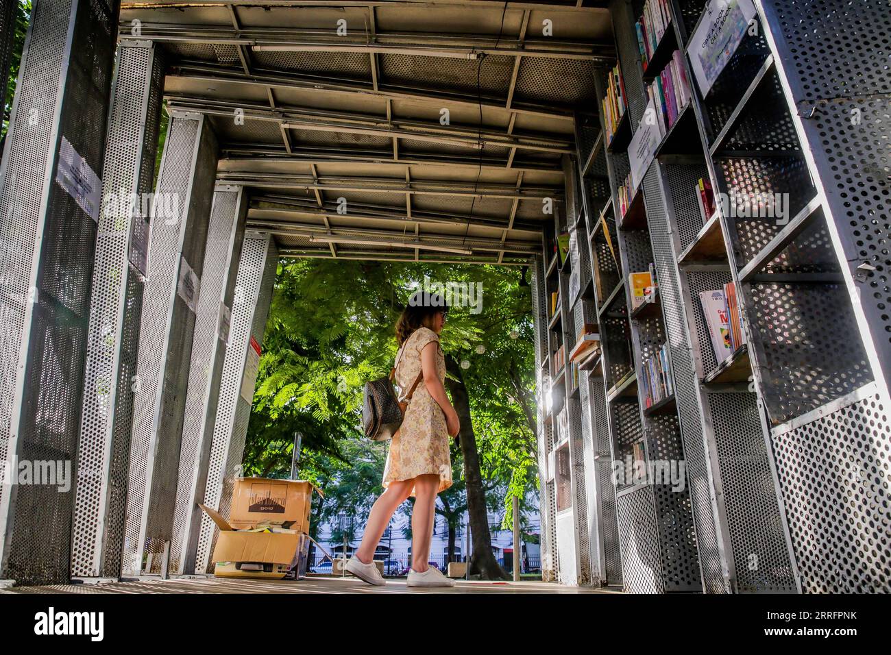 Pop up book installation hi-res stock photography and images - Alamy