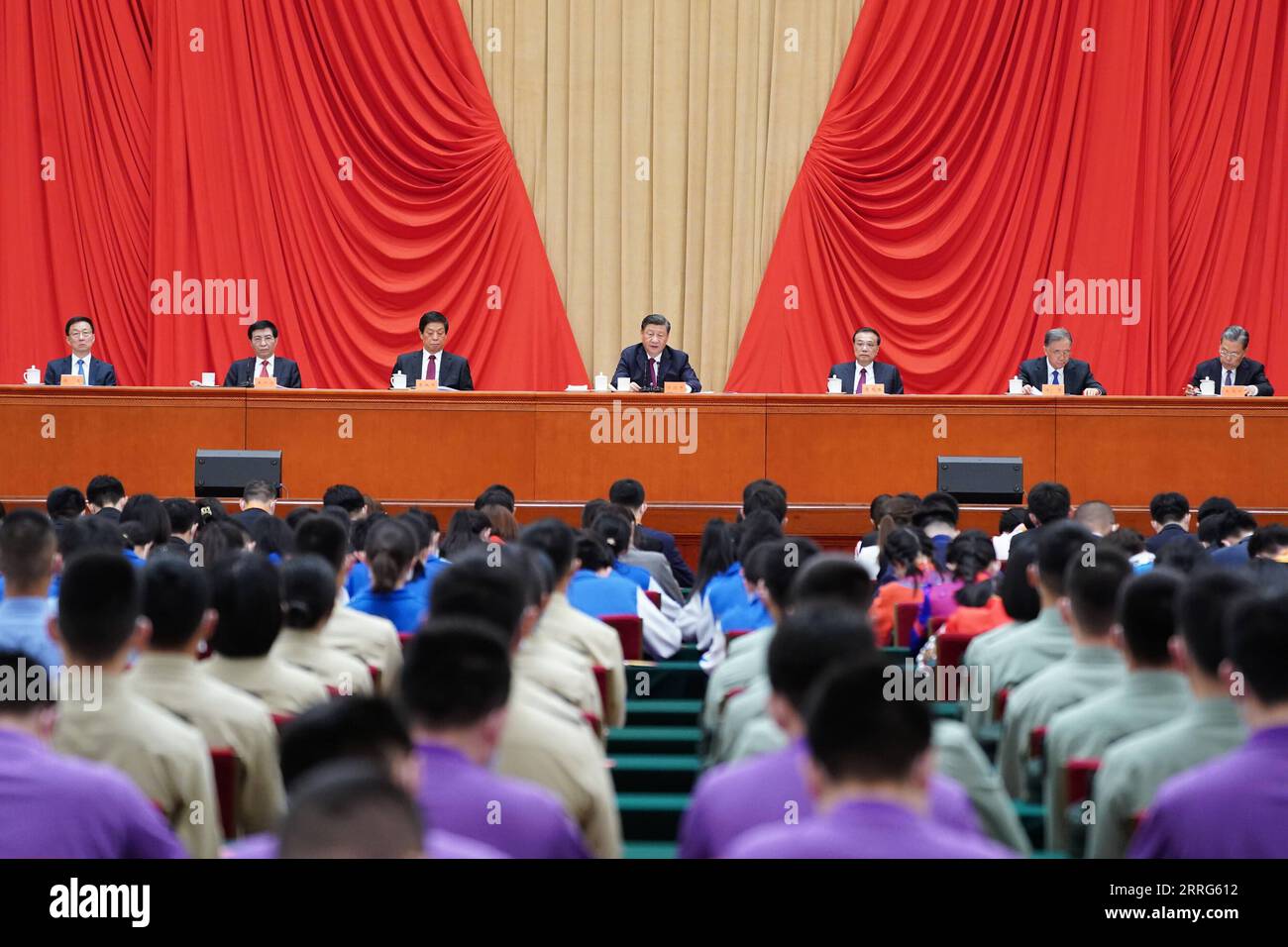 220510 -- BEIJING, May 10, 2022 -- Chinese President Xi Jinping, also general secretary of the Communist Party of China Central Committee and chairman of the Central Military Commission, delivers a speech at a ceremony marking the 100th anniversary of the founding of the Communist Youth League of China CYLC at the Great Hall of the People in Beijing, capital of China, May 10, 2022.  CHINA-BEIJING-CYLC-100TH ANNIVERSARY-CEREMONY CN YanxYan PUBLICATIONxNOTxINxCHN Stock Photo