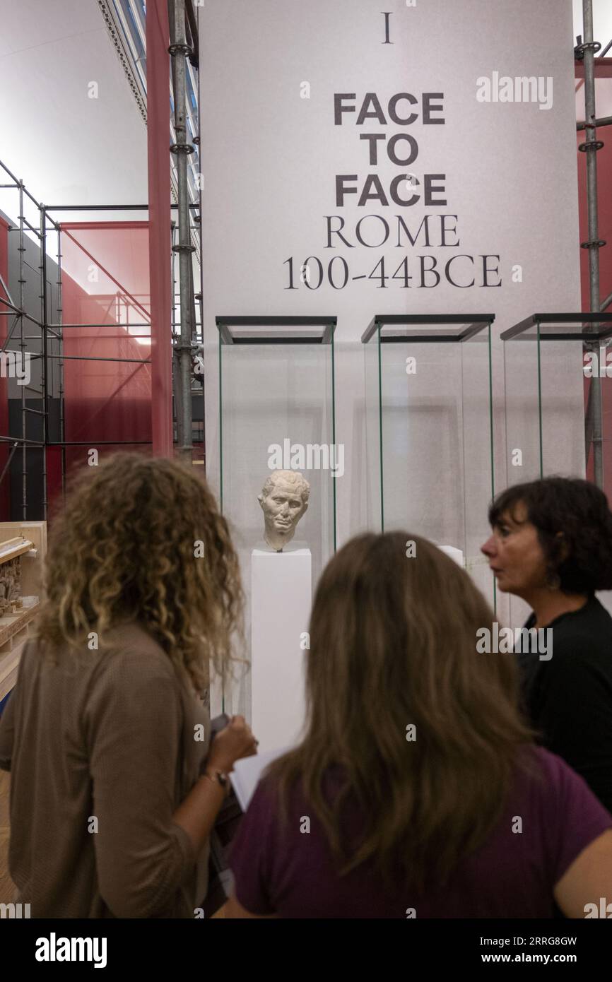 AMSTERDAM - In HART Museum, former Museum Hermitage Amsterdam, the work of art the Bust of Caesar from the Museo Nazionale Romano is unpacked. The artwork is one of the highlights from the first exhibition that the museum will show under the new name. ANP EVERT ELZINGA netherlands out - belgium out Stock Photo