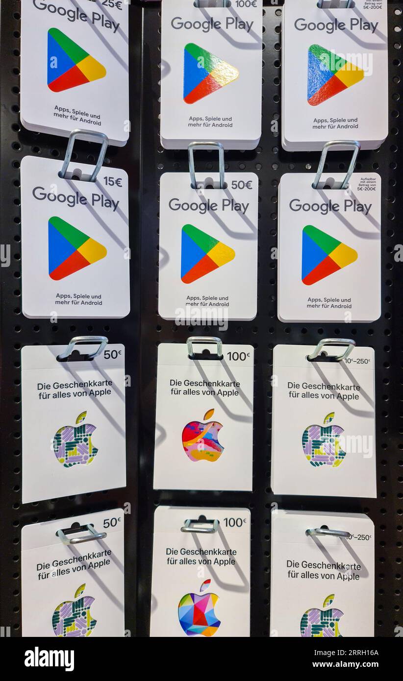 Google gift cards hi-res stock photography and images - Alamy