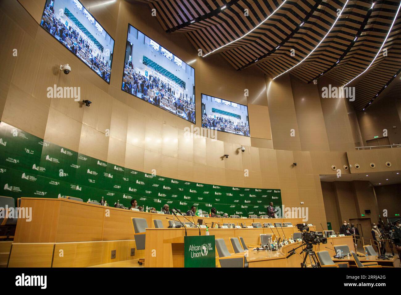 Acelerate hi-res stock photography and images - Alamy