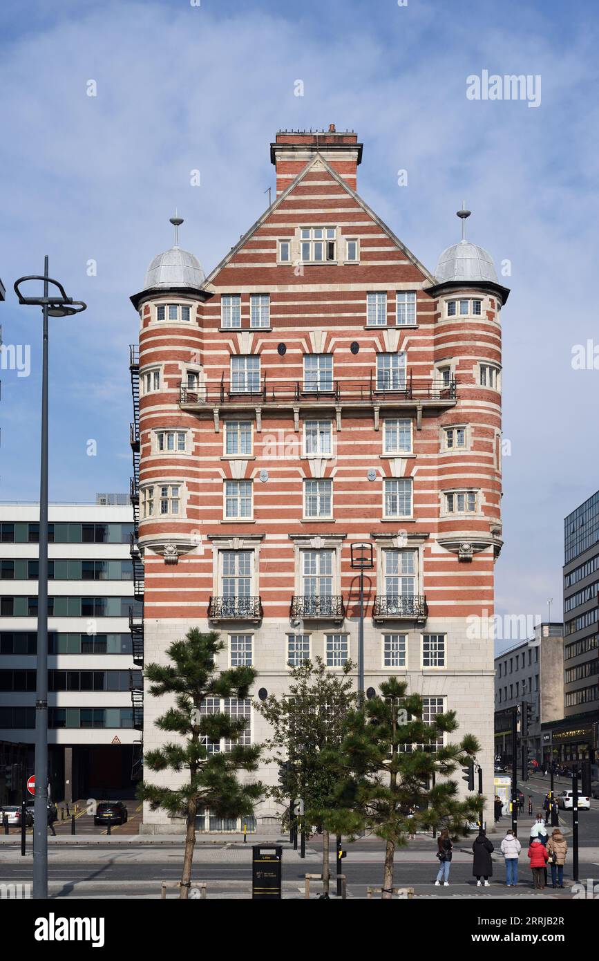 Albion House (18961898) a Victorian Romanesque Office Building, now a