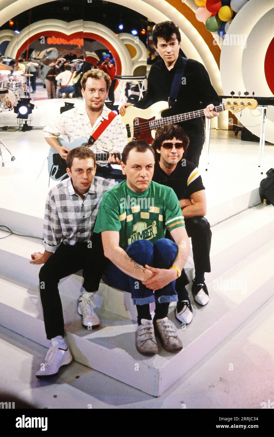 Spielbude, ARD Spielshow, 1987, mit dabei: Spider Murphy Gang, Münchner Rock 'n' Roll Band, Barny Murphy, Günther Sigl, Ludwig Seuss, Franz Trojan. Stock Photo