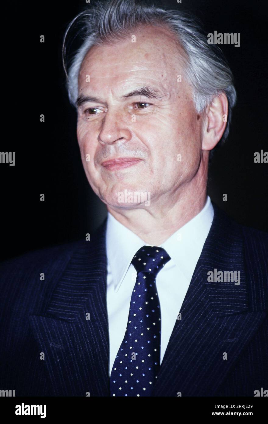 Volkskammer wahl hi-res stock photography and images - Alamy