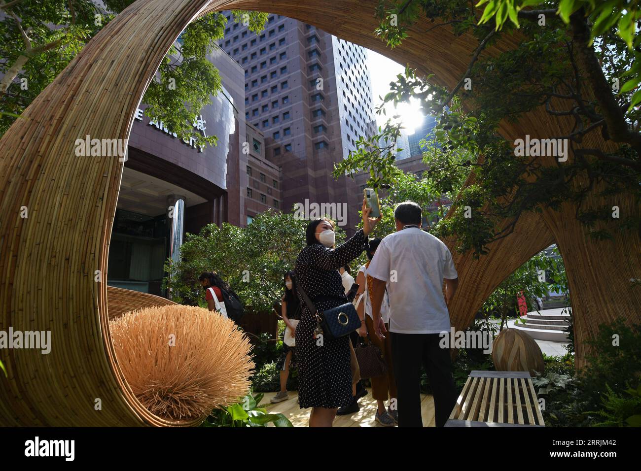 220729 -- SINGAPORE, July 29, 2022 -- People view participating works of the Show Garden competition, as part of the media preview of the Singapore Garden Festival in Singapore on July 29, 2022. The Singapore Garden Festival will be held from July 30 to Aug. 7.  SINGAPORE-GARDEN FESTIVAL ThenxChihxWey PUBLICATIONxNOTxINxCHN Stock Photo
