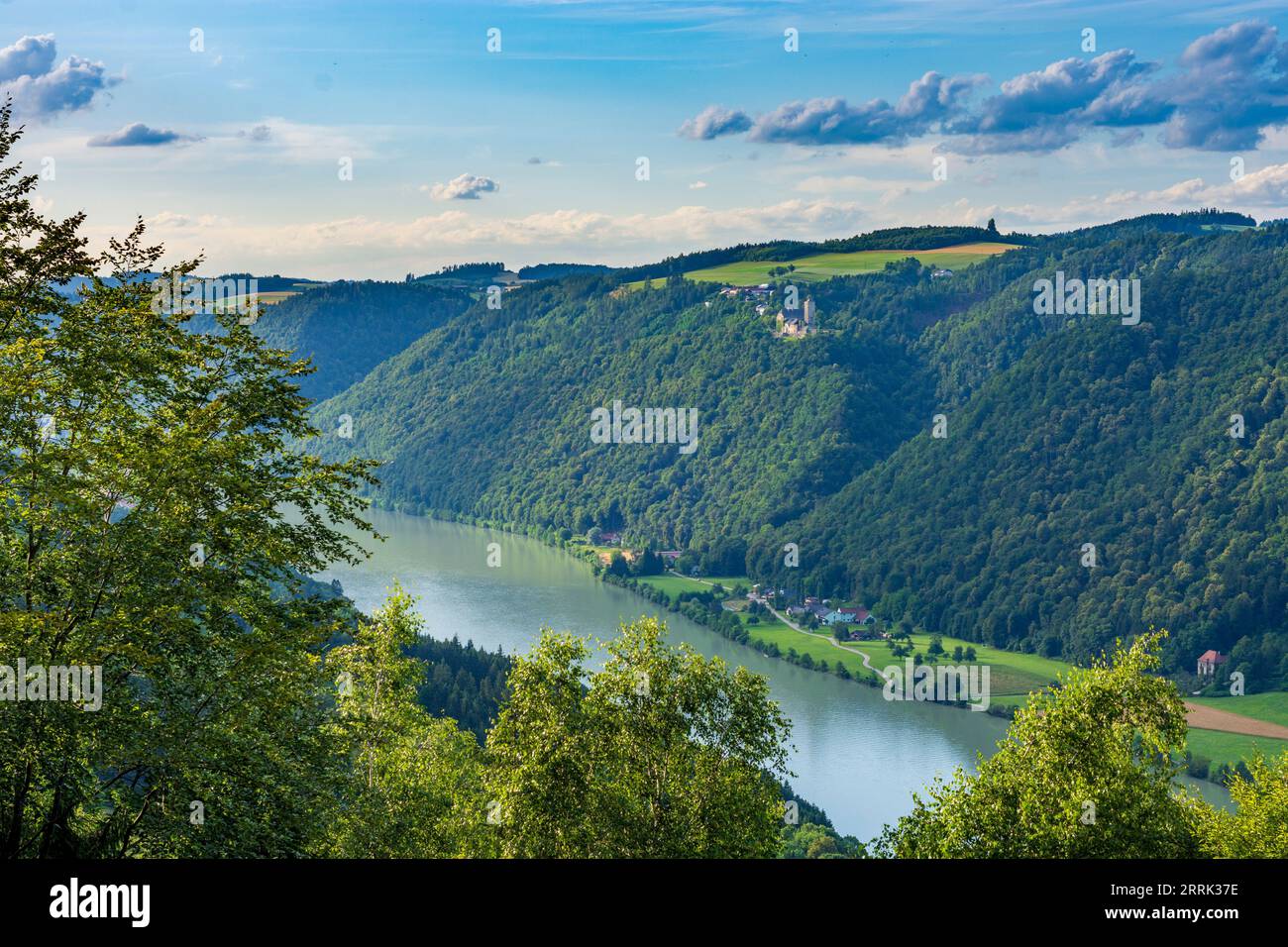 Hofkirchen im Mühlkreis, Marsbach Castle, river Danube in Mühlviertel, Upper Austria, Austria Stock Photo