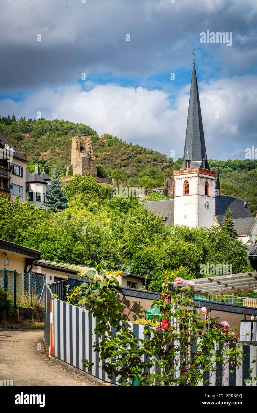 Coraidelstein Castle and St. Maximus Church in Klotten near Cochem on the Moselle River Stock Photo