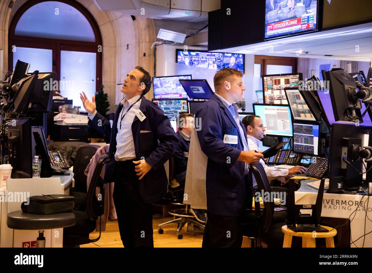 220827 -- NEW YORK, Aug. 27, 2022 -- Traders work at the New York Stock Exchange NYSE in New York, the United States, on Aug. 26, 2022. U.S. stocks plummeted on Friday as Federal Reserve Chairman Jerome Powell s tough stance against inflation dashed market hopes that the central bank would soon reverse course. The Dow Jones Industrial Average plunged 1,008.38 points, or 3.03 percent, to 32,283.40. The S&P 500 tumbled 141.46 points, or 3.37 percent, to 4,057.66. The Nasdaq Composite Index shed 497.56 points, or 3.94 percent, to 12,141.71. U.S.-NEW YORK-STOCK MARKET-FALL WangxYingtonglian PUBLIC Stock Photo
