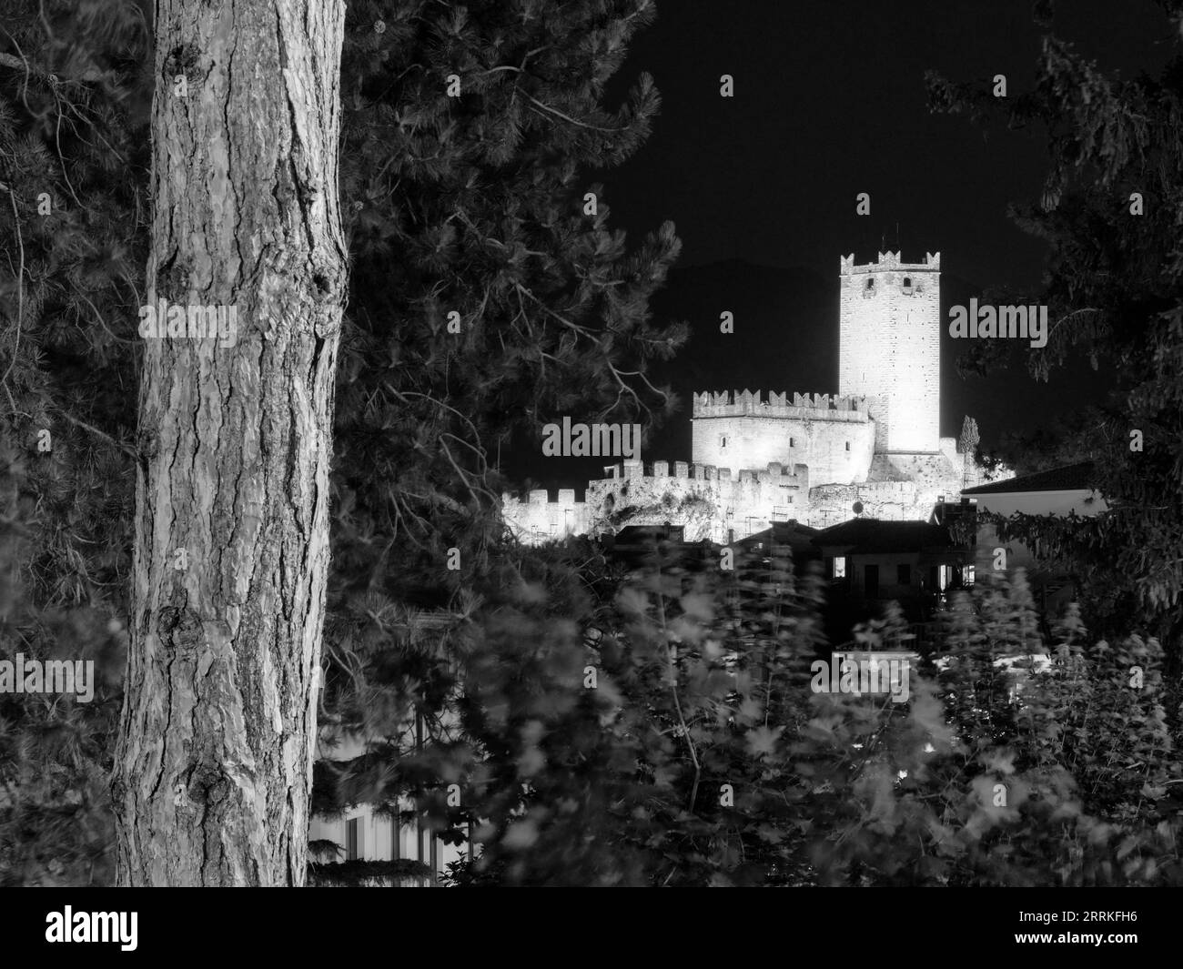 Malcesine castle on lake garda Black and White Stock Photos &amp; Images ...