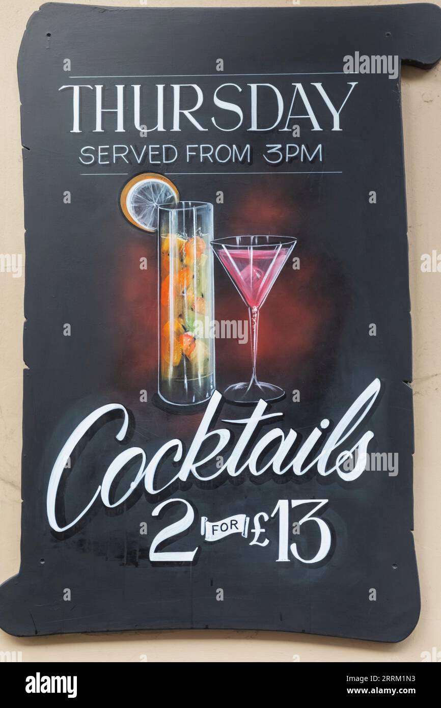 England, Kent, Canterbury, Colourful Pub Cocktails Sign Stock Photo