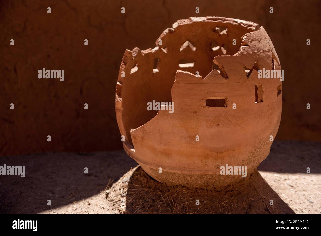 Old vase purposely broken in a decorative way, Morocco Stock Photo