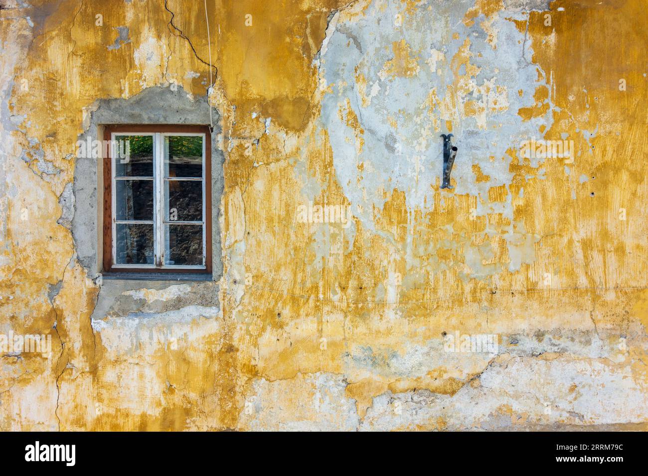 Althofen, window in dilapidated old house, paint old in Central Carinthia, Carinthia, Austria Stock Photo