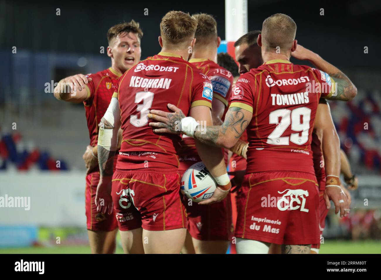 Wakefield, UK. 08th Sep, 2023. Be Well Support Stadium, Wakefield, West Yorkshire, 8th September 2023. Betfred Super League Wakefield Trinity vs Catalans Dragons Adam Keighran of Catalans Dragons celebrates scoring the try against Wakefield Trinity alongside team mates Sam Tomkins Credit: Touchlinepics/Alamy Live News Stock Photo