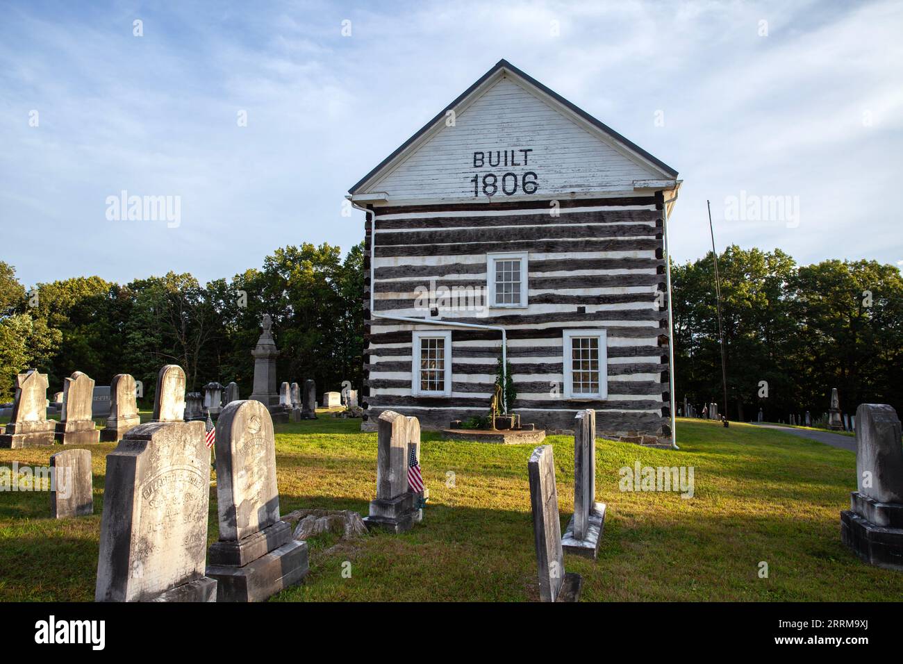 The Old Log Church  Owned by  Schellsburg and Chestnut Ridge Cemetery Association, Lincoln Highway, Route 30, Schellsburg, PA Stock Photo