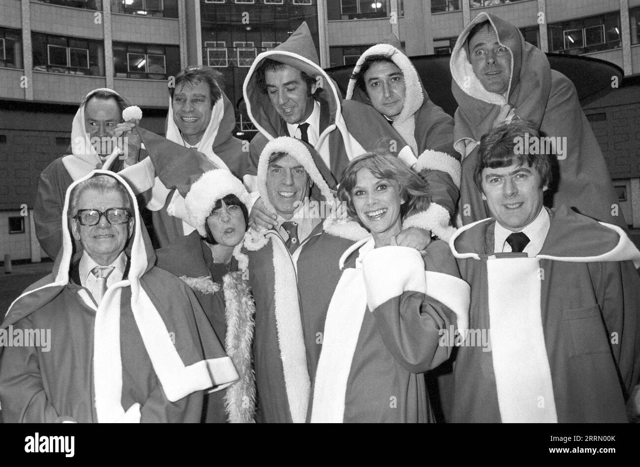 File photo dated 05/12/79 of TV stars who will be appearing in BBC programmes over the Christmas season gather outside the BBC Television Centre in London. Back row (left to right): Peter Sallis, Jerry Stevens, Lenny Bennett, Bruce Montague and Terry Wogan. Front row (left to right): Bill Owen, Isla St Clair, Larry Grayson, Wendy Craig and Mike Yarwood.Comedian and impersonator Mike Yarwood has died aged 82, the Royal Variety Charity has announced. Issue date: Friday September 8, 2023. Stock Photo