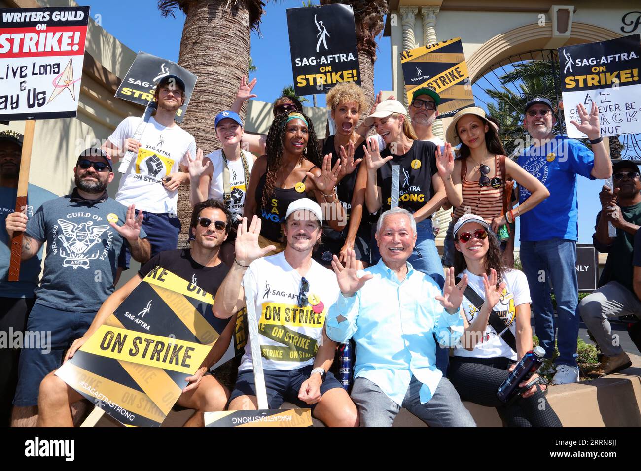 Hollywood, USA. 08th Sep, 2023. Santiago Cabrera, Jonathan Del Arco, Isa Briones, Dawn Lewis, Mary chieffo, Michelle Hurd, Jeri Ryan, George Takei, Todd, Stashwick, Linda Park, Natalia Castellanos arrives at United We Trek picket held at Paramount Studios in Hollywood, CA on Friday, September 8, 2023 . (Photo By Juan Pablo Rico/Sipa USA) Credit: Sipa USA/Alamy Live News Stock Photo