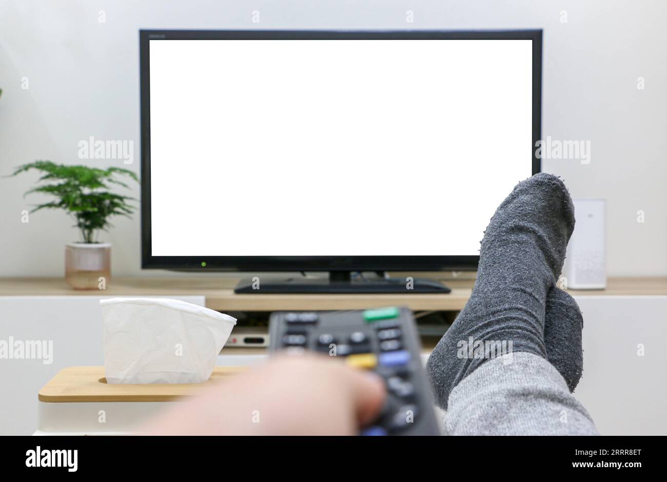 Blank tv screen hi-res stock photography and images - Alamy