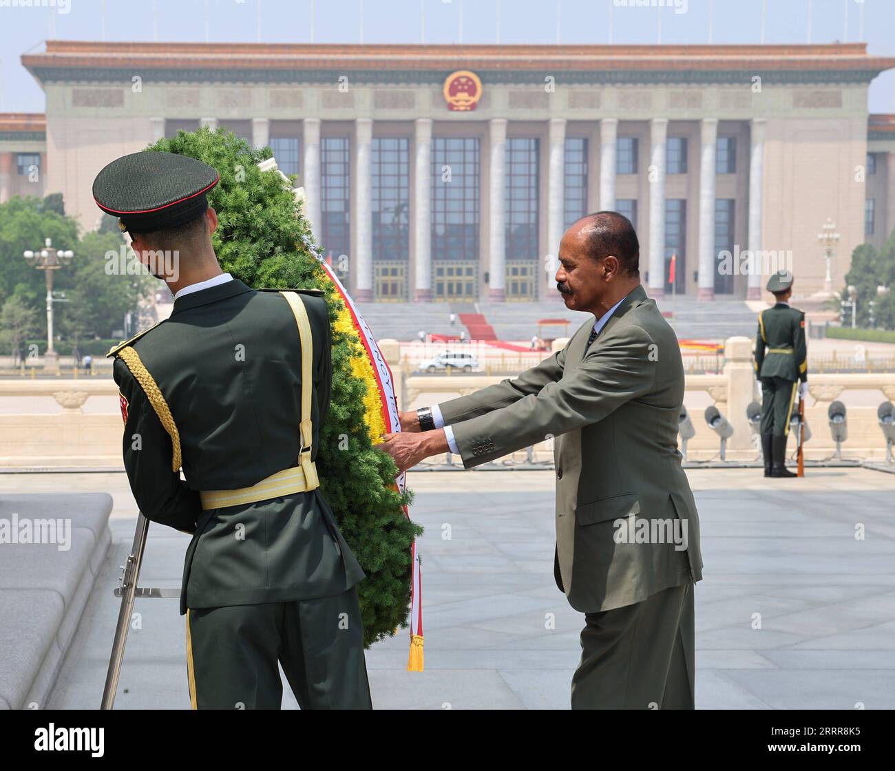230515 -- BEIJING, May 15, 2023 -- President Isaias Afwerki of the State of Eritrea lays a wreath at the Monument to the People s Heroes at Tian anmen Square in Beijing, capital of China, May 15, 2023.  CHINA-BEIJING-ERITREAN PRESIDENT-ISAIAS AFWERKI-MONUMENT-TRIBUTE CN WangxYe PUBLICATIONxNOTxINxCHN Stock Photo