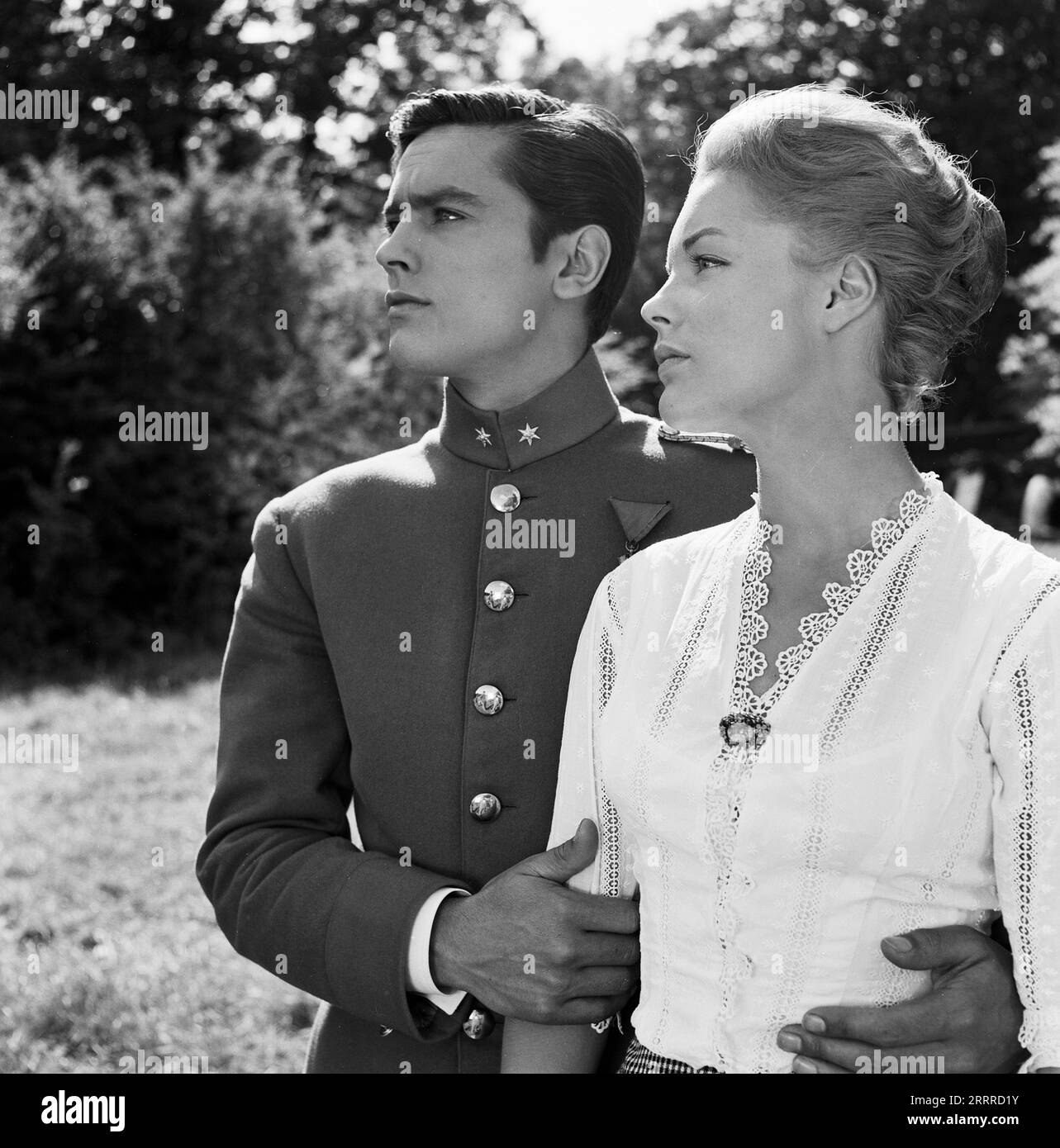 Christine, Spielfilm nach dem Schauspiel 'Liebelei' von Arthur Schnitzler, Frankreich/Italien 1958, Regie: Pierre Gaspard-Huit, Darsteller: Alain Delon, Romy Schneider Stock Photo