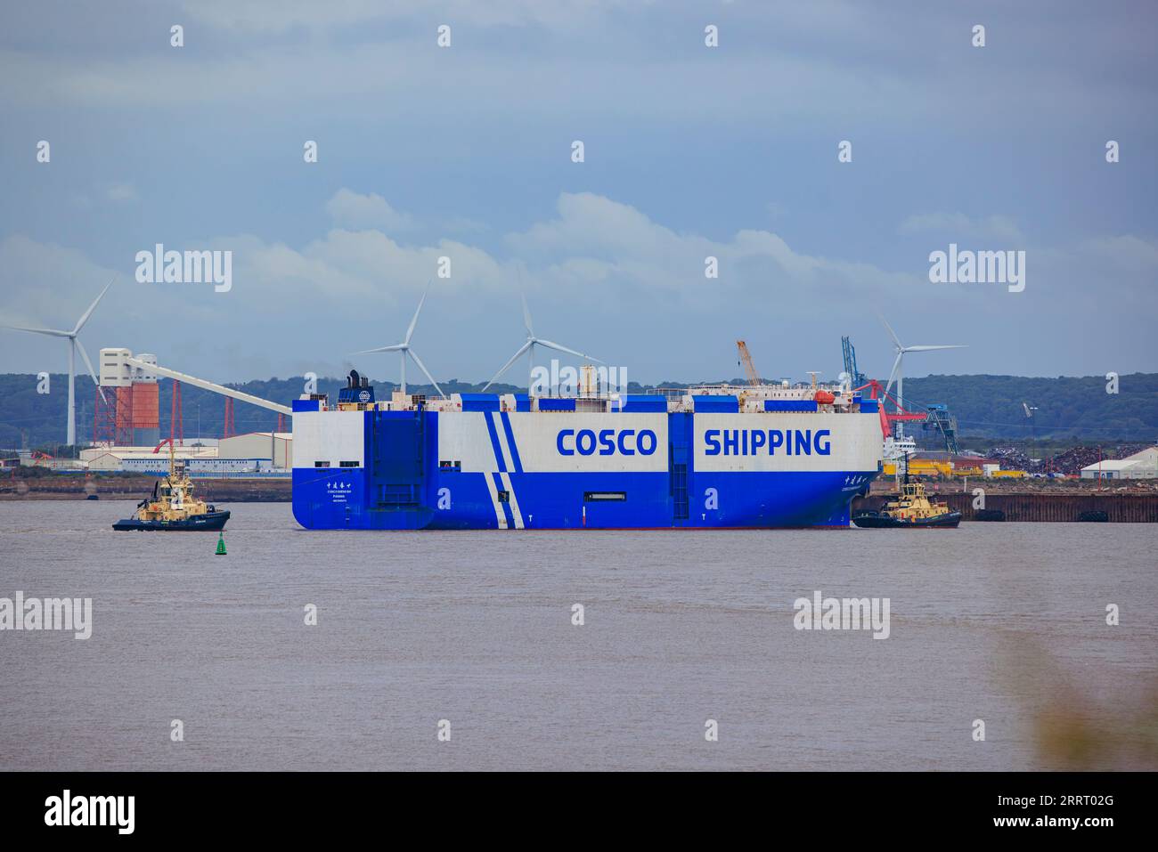 Vehicle carrier Cosco Sheng Shi heading for Royal Portbury docks Stock Photo