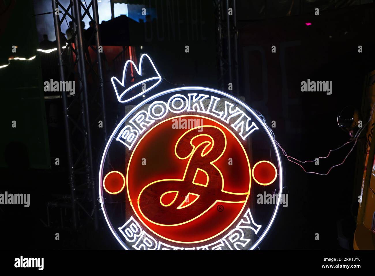 BROOKLYN ビンテージ ブルックリンビールLEDネオンサインニューヨーク NEW 2024 Brooklyn Brewery LED Lighted Beer Sign City Skyline