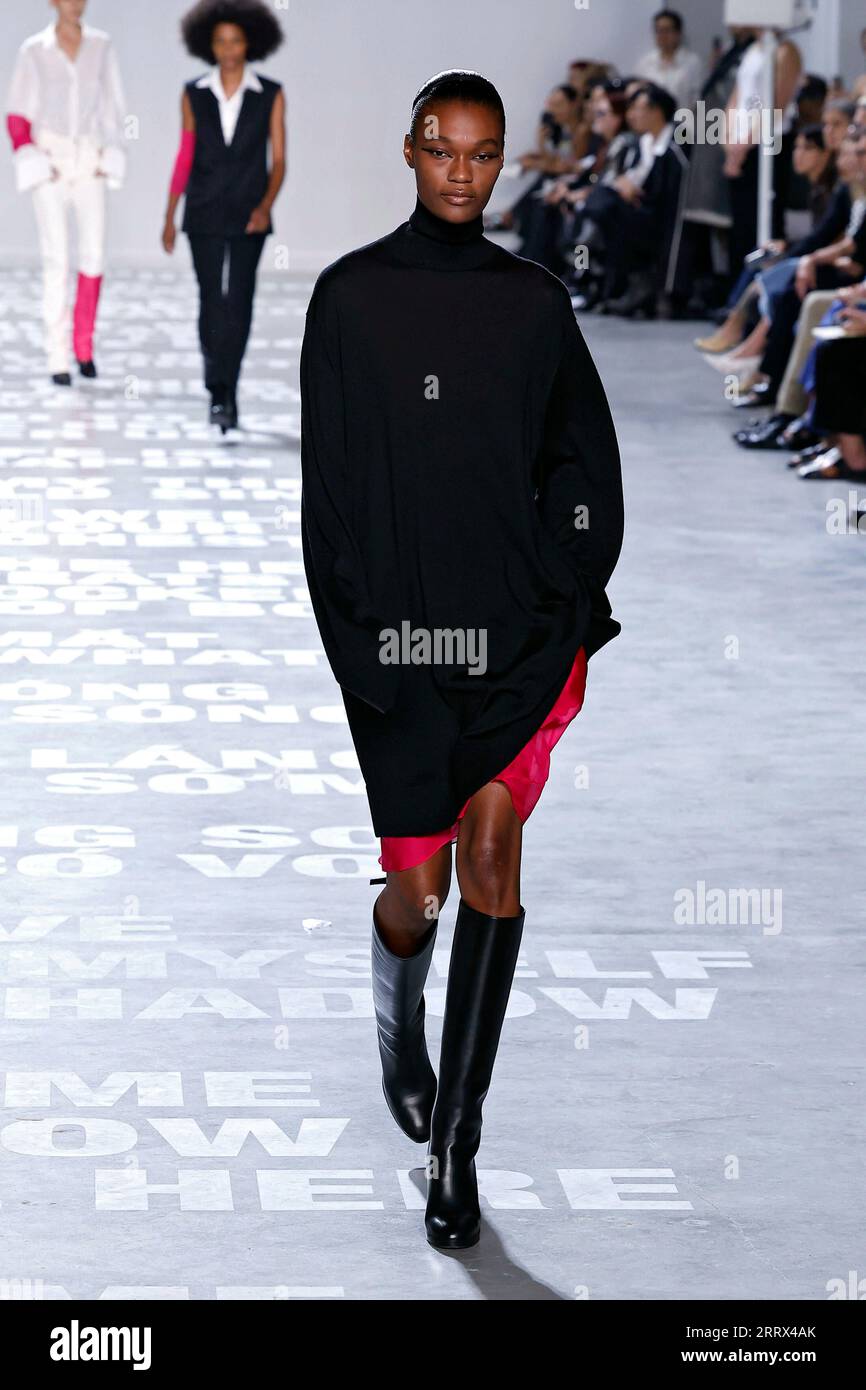helmut lang' hi-res stock photography and images - Alamy