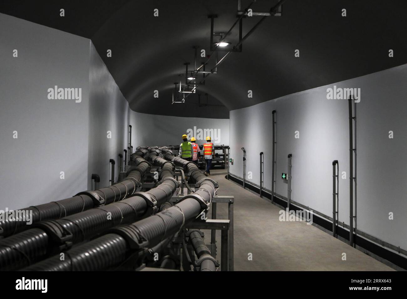 230822 KIRYANDONGO, Aug. 22, 2023 Engineers are seen at Karuma