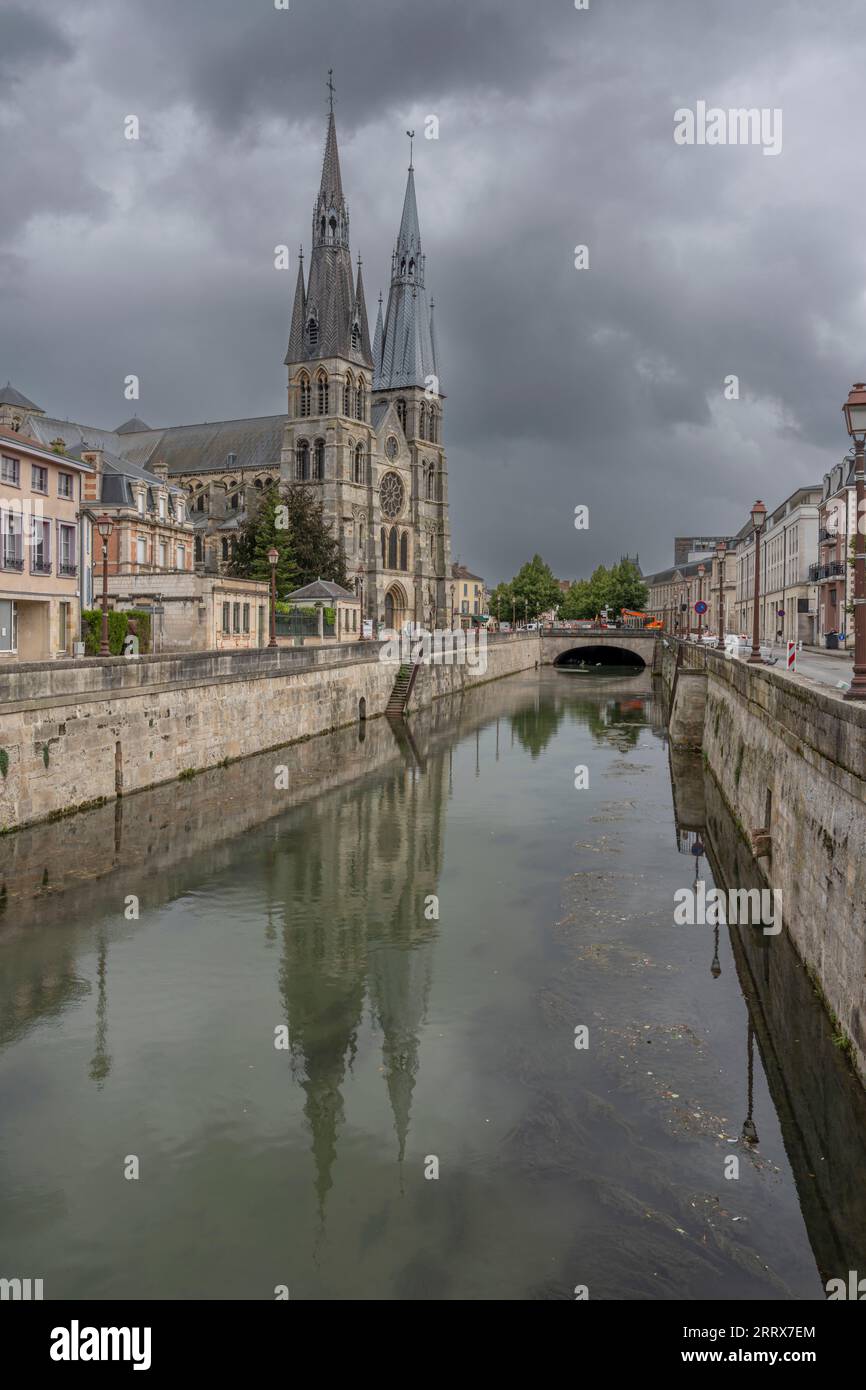 ChalonsenChampagne, France 09 01 2023 Profile View of the
