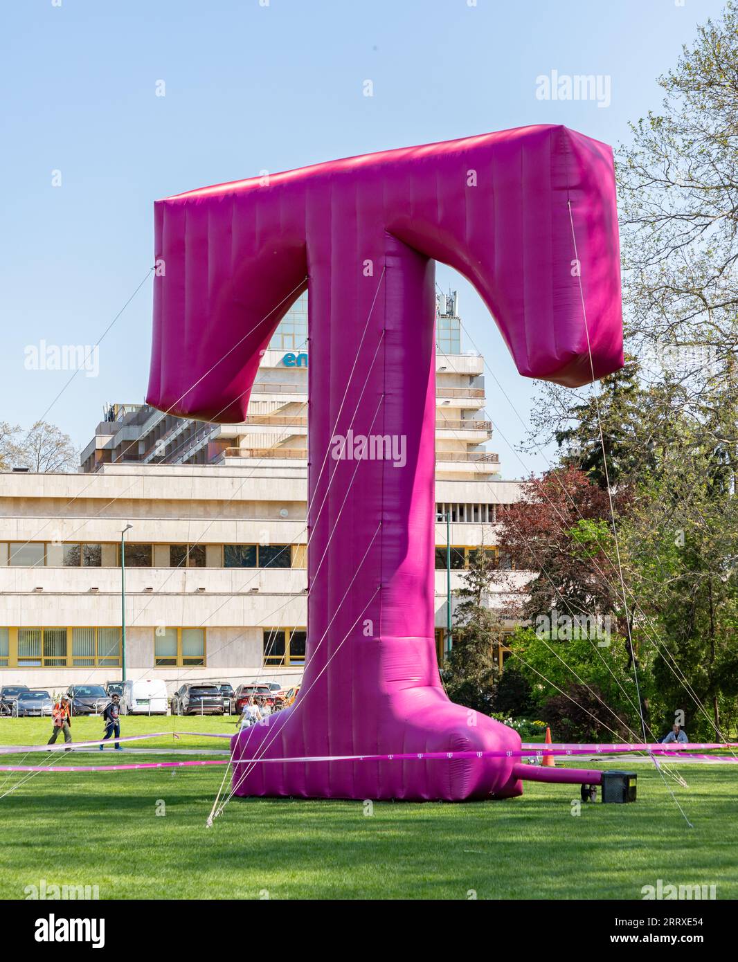 A picture of a giant T-Mobile float Stock Photo - Alamy