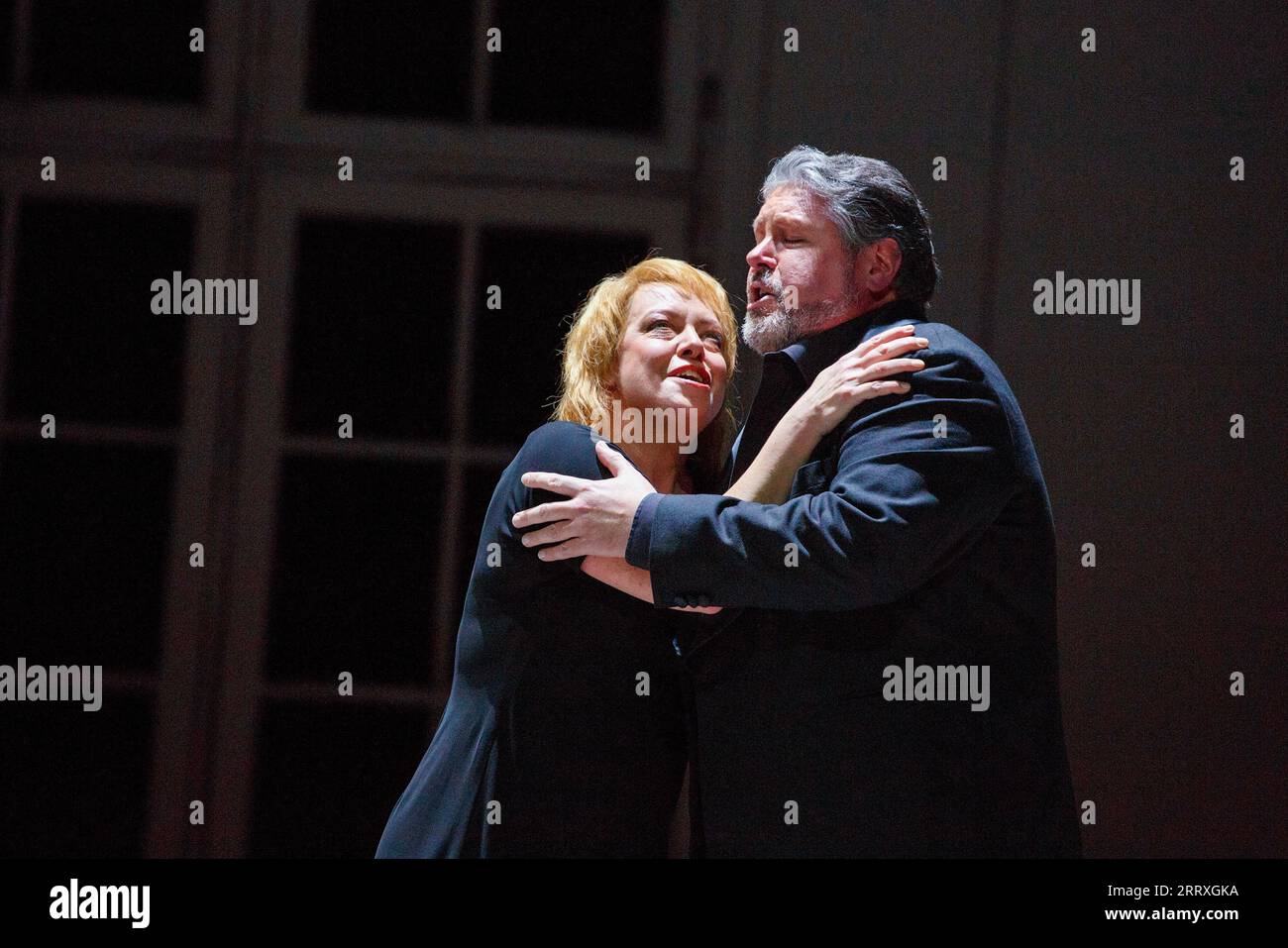 Nina Stemme (Isolde), Stephen Gould (Tristan) in TRISTAN UND ISOLDE by Wagner at The Royal Opera, Covent Garden, London WC2  05/12/2014     conductor: Antonio Pappano  design: Johannes Leiacker  lighting: Olaf Winter  director: Christof Loy Stock Photo