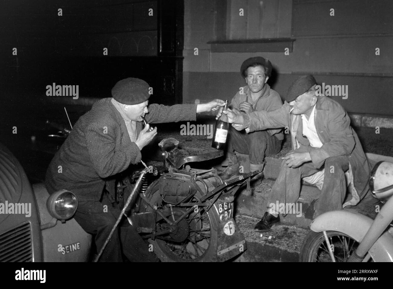 Sharing bottle Black and White Stock Photos &amp; Images - Alamy