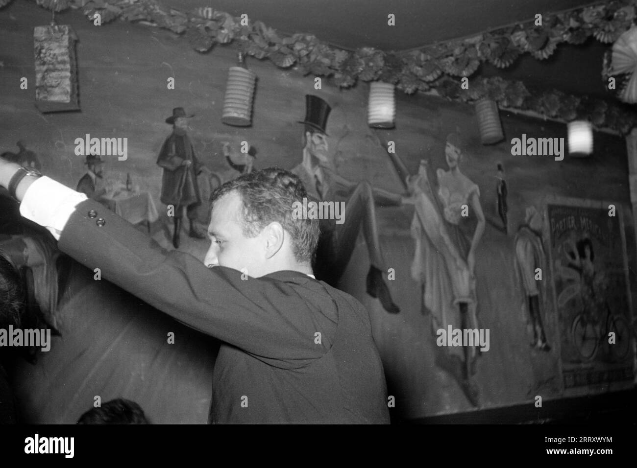Nightlife journey Black and White Stock Photos &amp; Images - Alamy