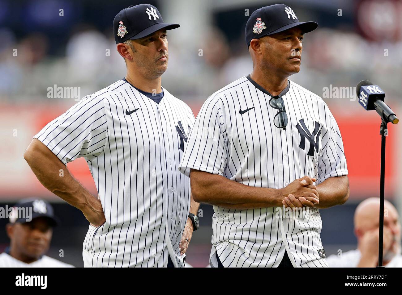 Former New York Yankees' Jorge Posada, left, and Andy Pettitte