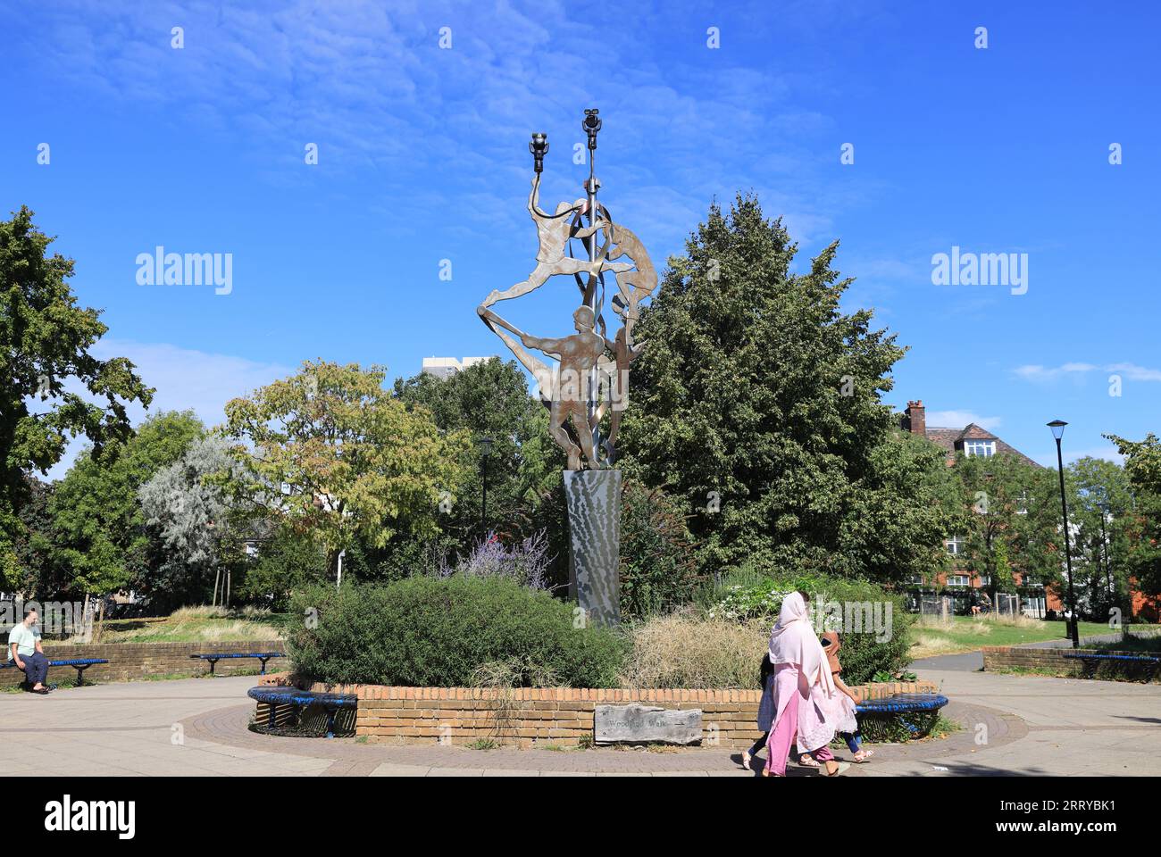 Weavers Fields, named to commemorate the historic local silk weaving