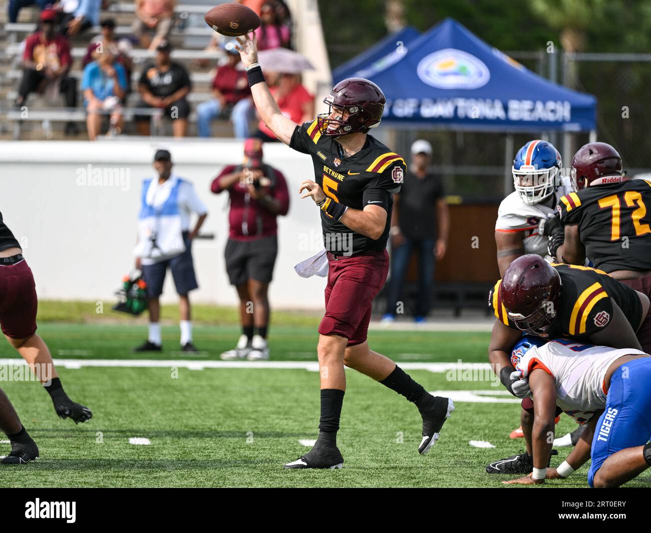 Daytona Beach, FL, USA. 9th Sep, 2023. Bethune Cookman quarterback Luke