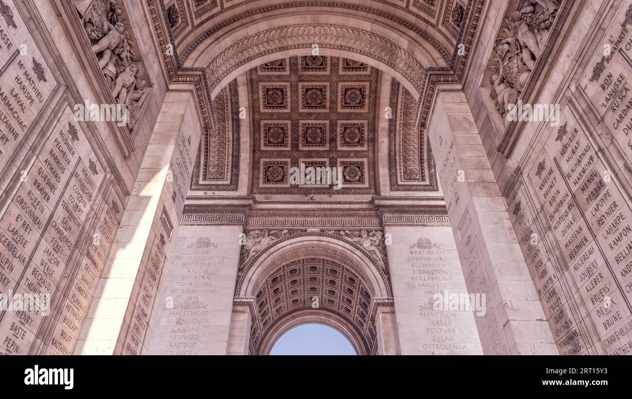 Wide view arc de triomphe hi-res stock photography and images - Alamy