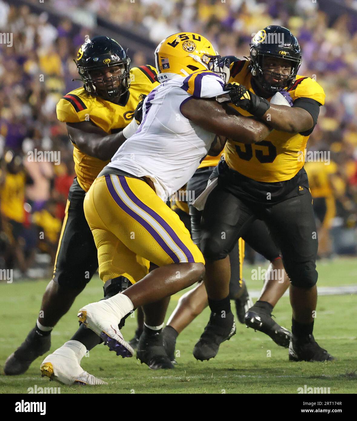 Baton Rouge USA. 09th Sep 2023. LSU Tigers defensive tackle