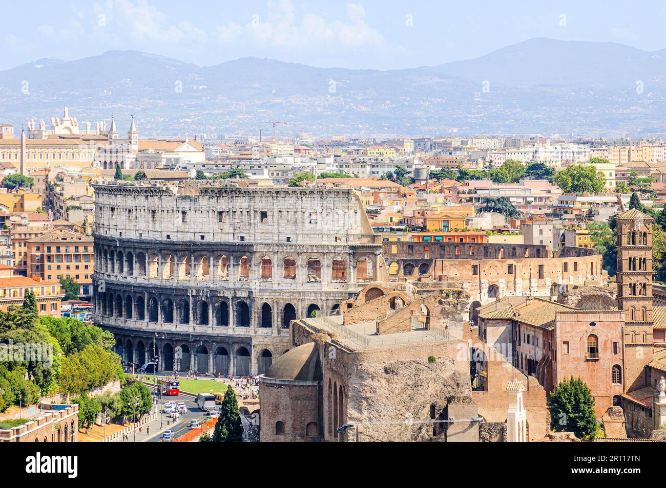 Colosseo panoramic hi-res stock photography and images - Alamy