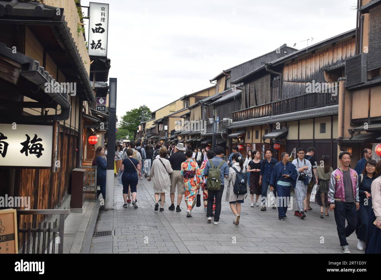 View of the Gion quarter, one of the most exclusive and well-known geisha districts in all of Japan in Kyoto, Japan Stock Photo