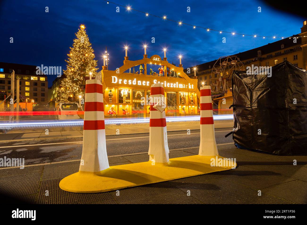 Lighting rehearsal on the completed Striezelmarkt, planned to open on 22.11.2021, with special safety concepts to be implemented Stock Photo