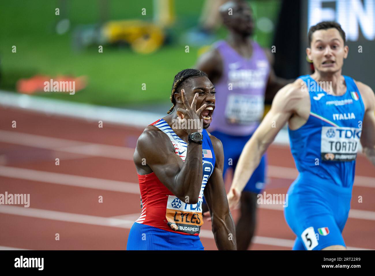Noah Lyles winning in the 4x100 meters relay meters at the World