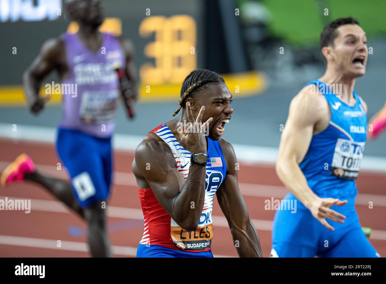 Noah Lyles winning in the 4x100 meters relay meters at the World