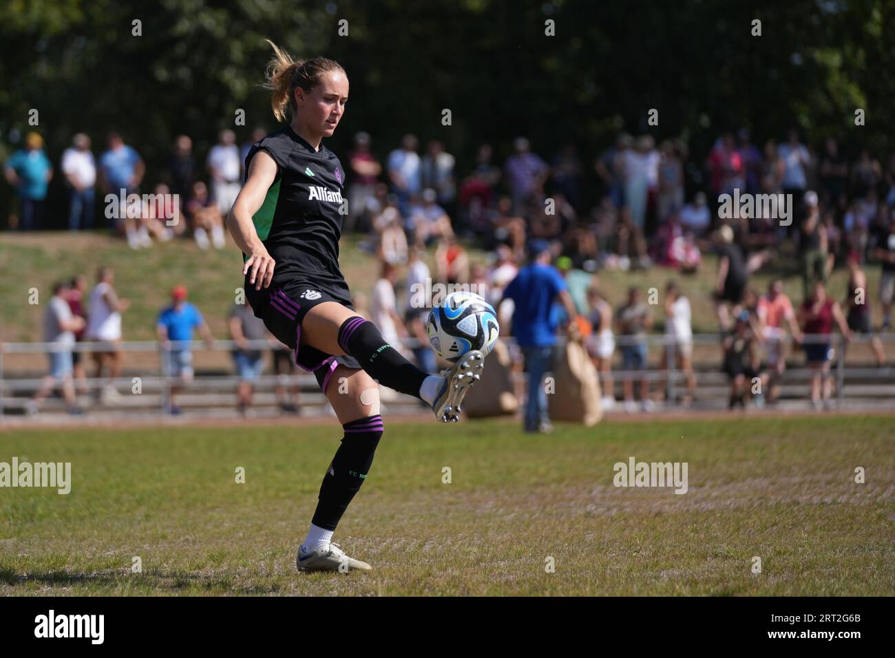 Andernach, Germany. 10th Sep, 2023. Andernach, Germany, September 10th 2023: Sydney Lohmann ( 12 Bayern ) during the DFB Pokal football match between SG 99 Andernach and FC Bayern München at Stadion Andernach in Andernach, Germany. (Julia Kneissl/SPP) Credit: SPP Sport Press Photo. /Alamy Live News Stock Photo
