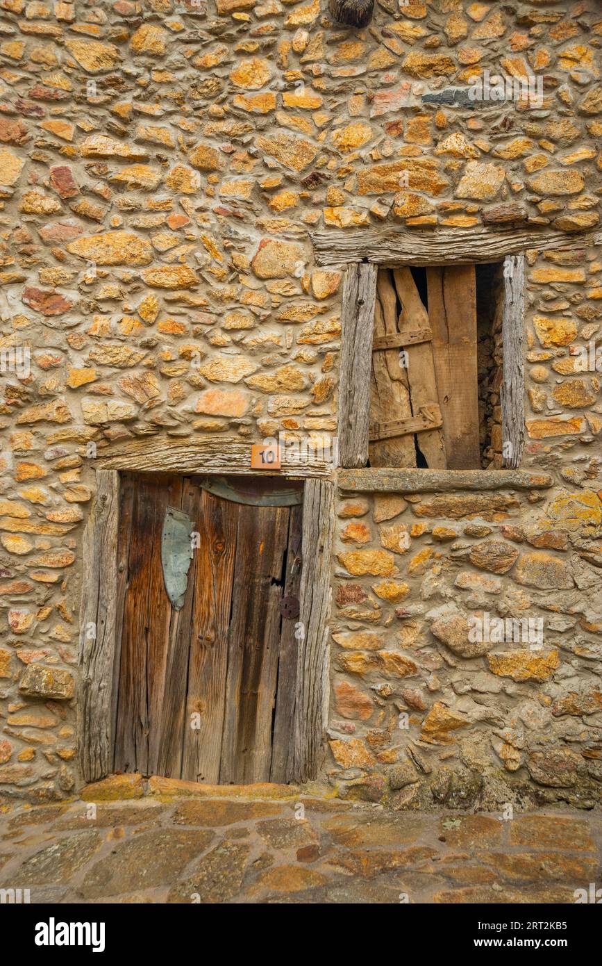 Facade of house in ruins. Piñuecar, Madrid province, Spain. Stock Photo