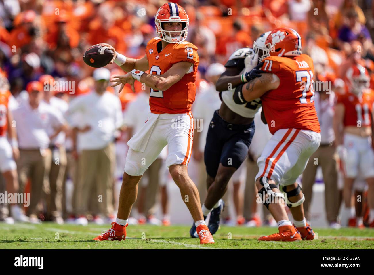 Clemson quarterback Cade Klubnik (2) looks to pass against Charleston ...