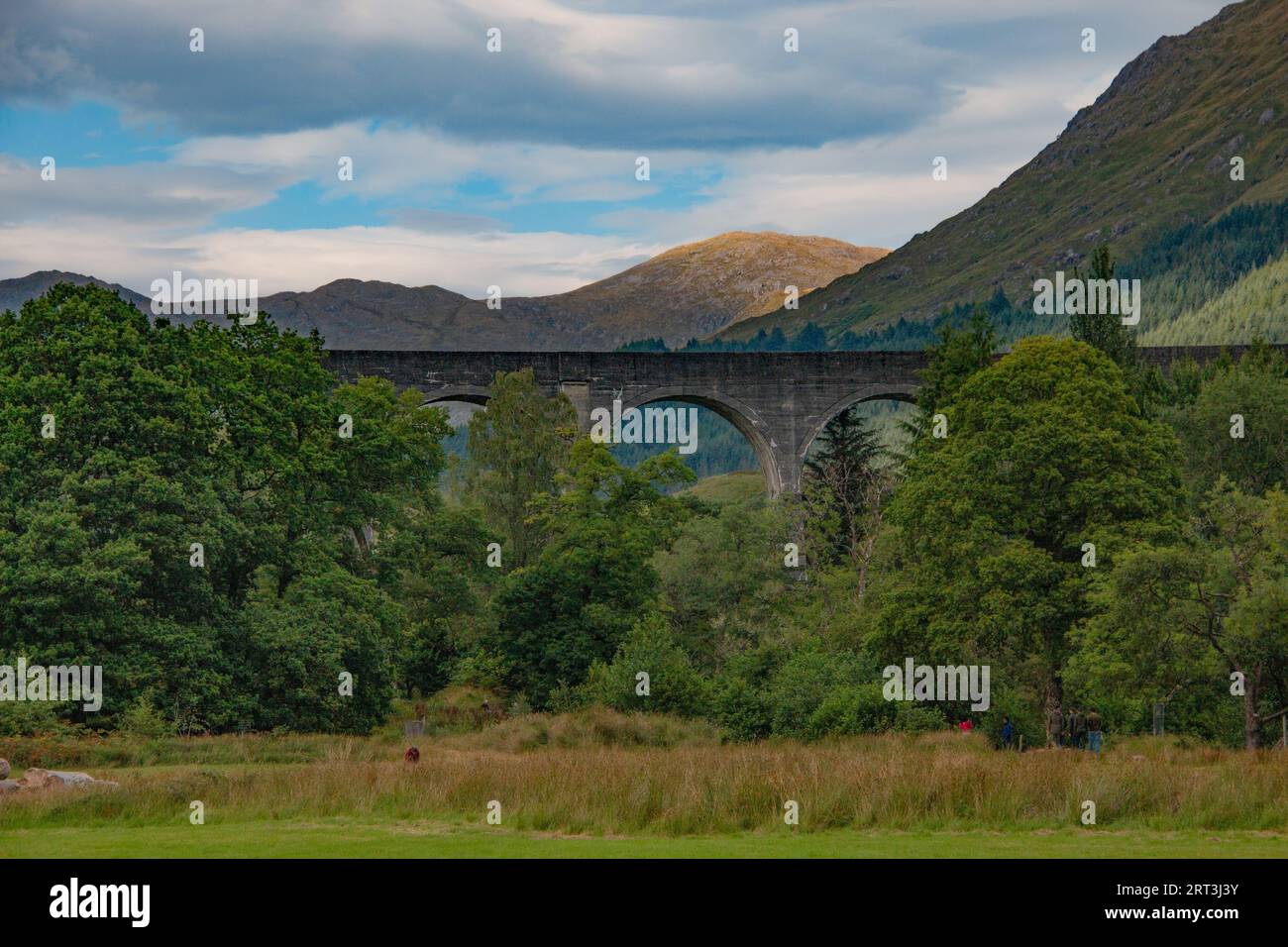 Glenfinnan Viaduct, iconic 1901 railway with a curving, 21-arch span, featured in several Harry Potter movies, Glenfinnan, West Highlands, Scotland Stock Photo